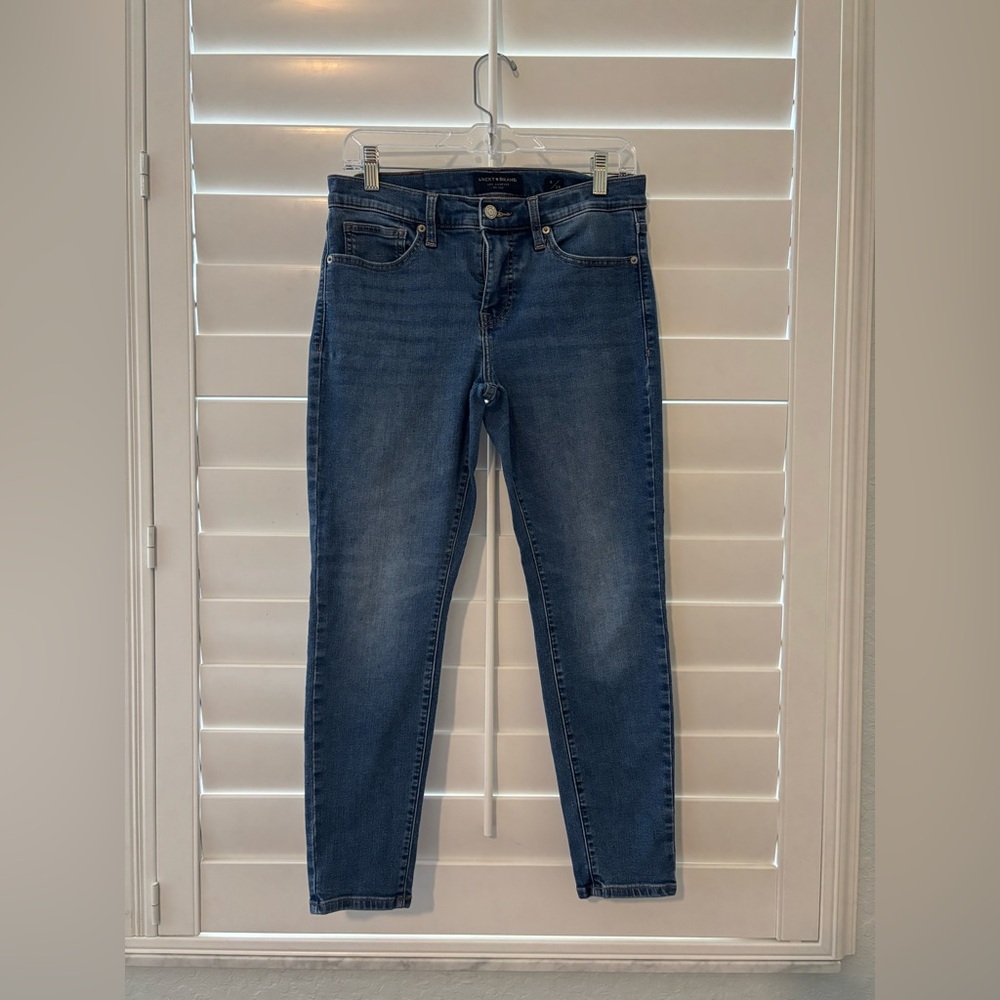 Lucky Brand Women's Classic Blue Skinny Jeans
